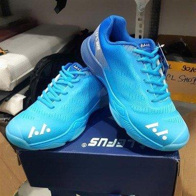 https://vclshop-webuat.tadalabs.vn/wp-content/uploads/2026/04/image_109_51deb5b01d1545a9b6b66147c74f820e.jpg